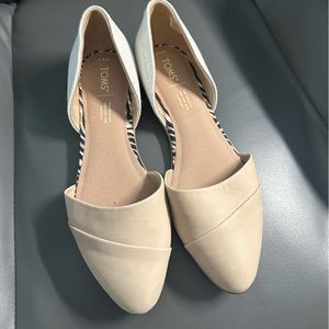 Toms women’s flats